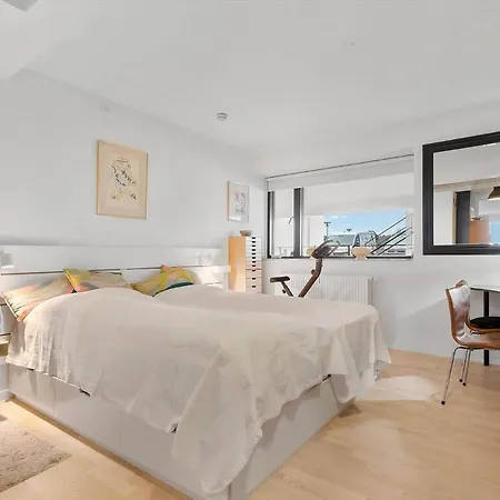 84281-ebeltoft-hvide-hus-vej-3 * Ebeltoft